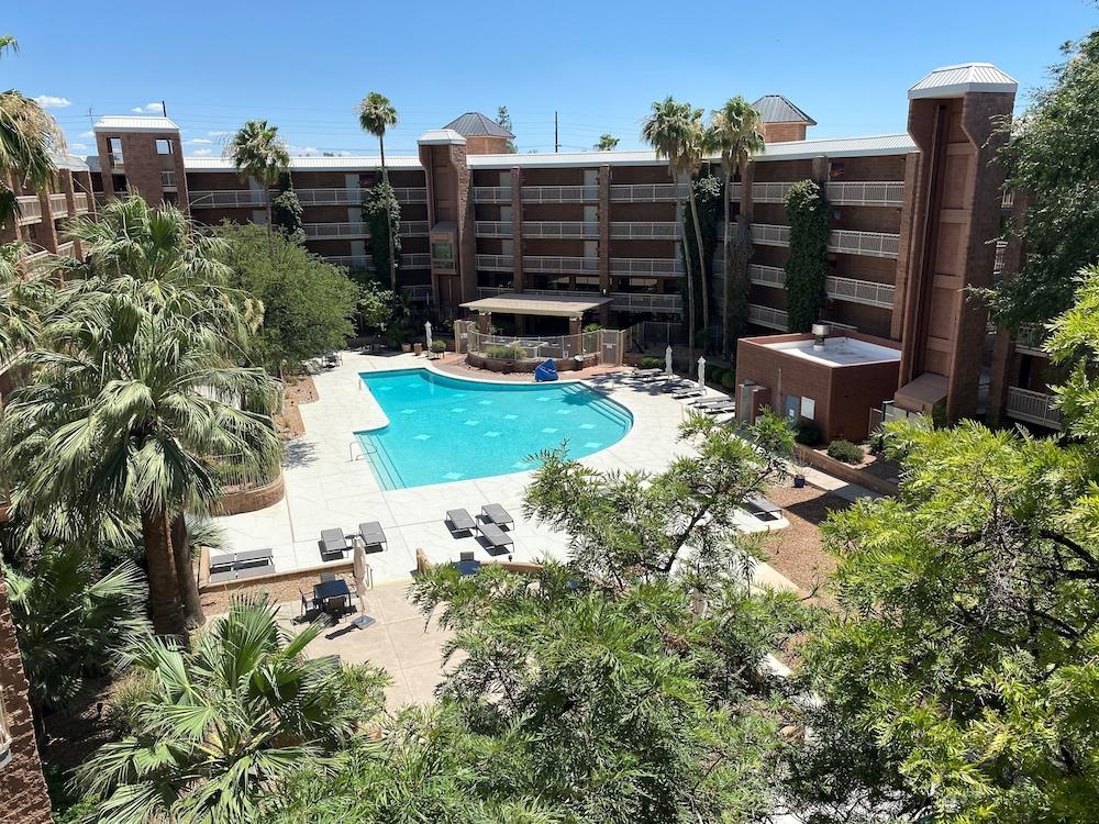 Embassy Suites By Hilton Tucson East Eksteriør bilde