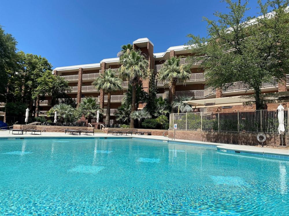Embassy Suites By Hilton Tucson East Eksteriør bilde